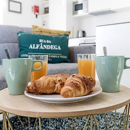 Stylish Flat W/ Gym & Parking By Lovelystay Porto Eksteriør bilde
