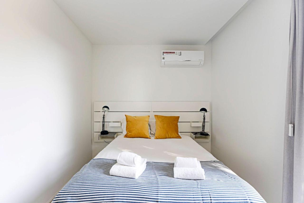 Stylish Flat W/ Gym & Parking By Lovelystay Porto Eksteriør bilde