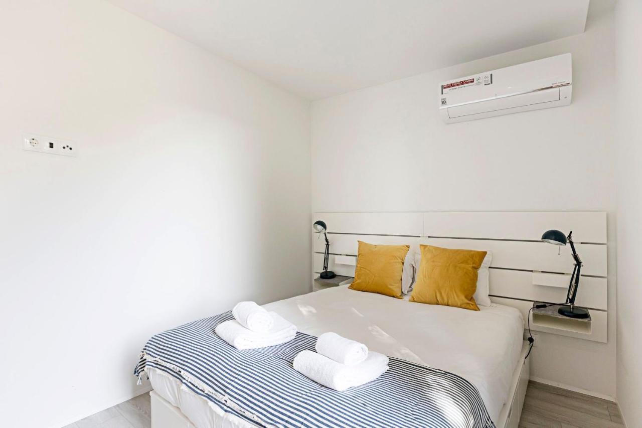Stylish Flat W/ Gym & Parking By Lovelystay Porto Eksteriør bilde